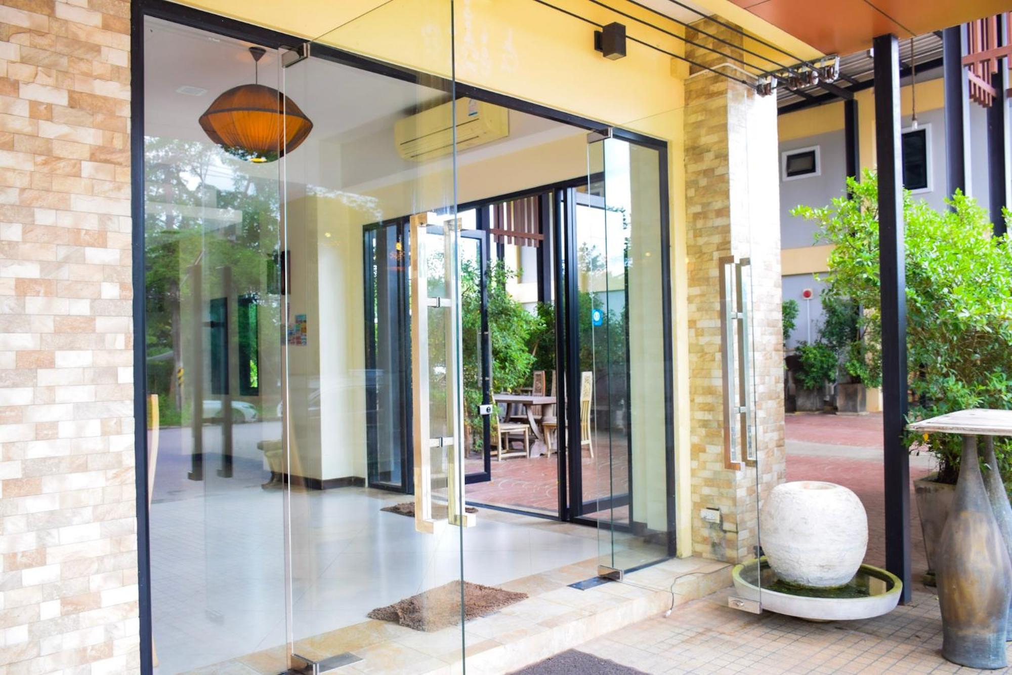 Chivapuri Trat Hotel Exterior foto