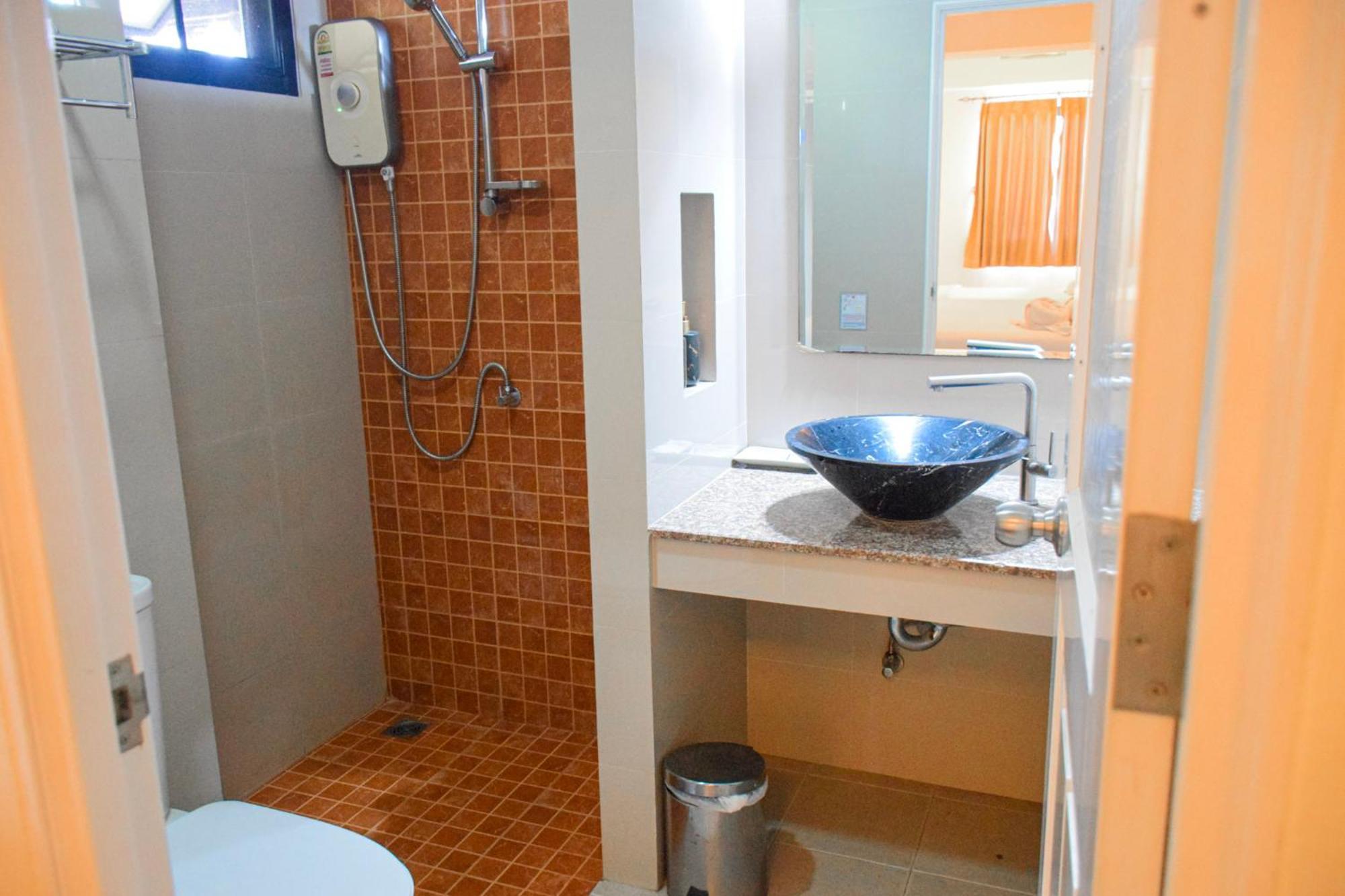 Chivapuri Trat Hotel Quarto foto